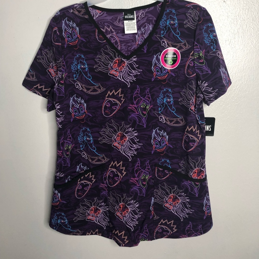 Disney Villians "Villians Glow" Scrub Top NWT